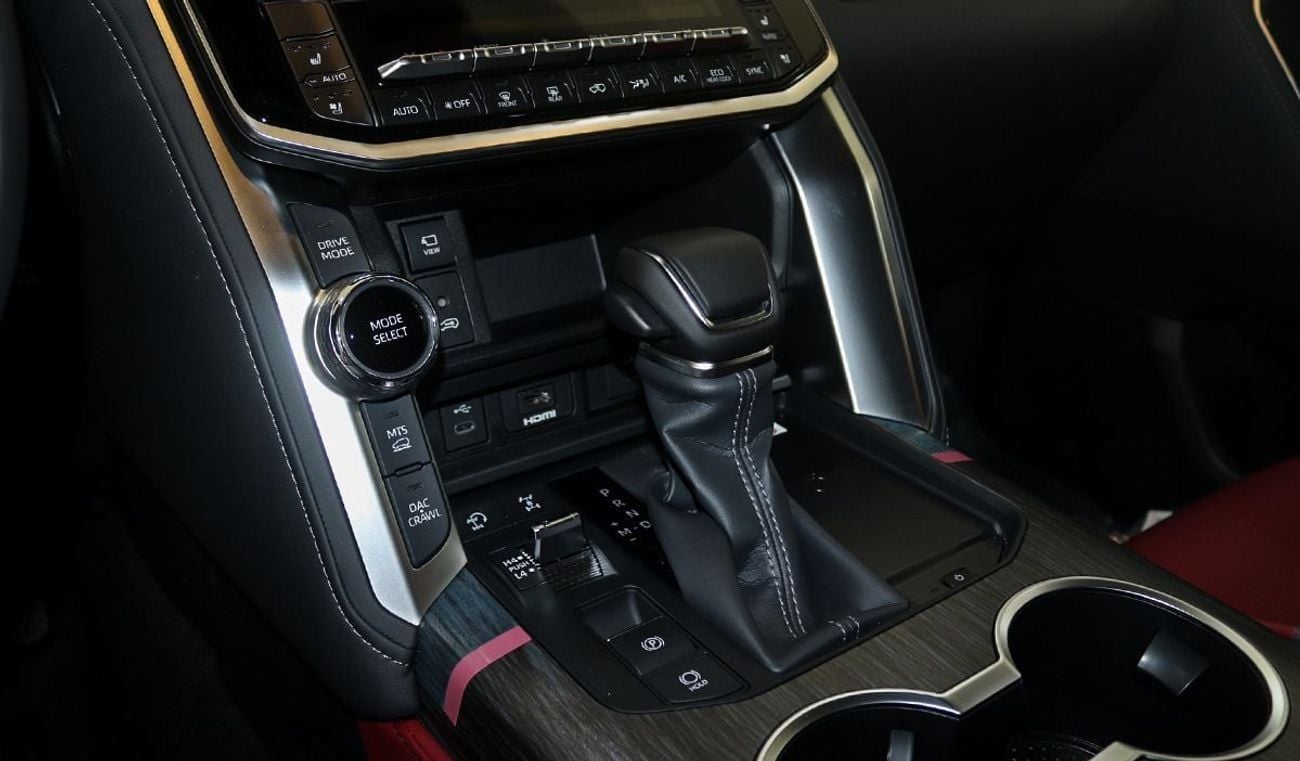 تويوتا لاند كروزر 2026 Model Toyota Land Cruiser (LC300) GR-Sport, 3.5 Petrol 4WD 10A/T