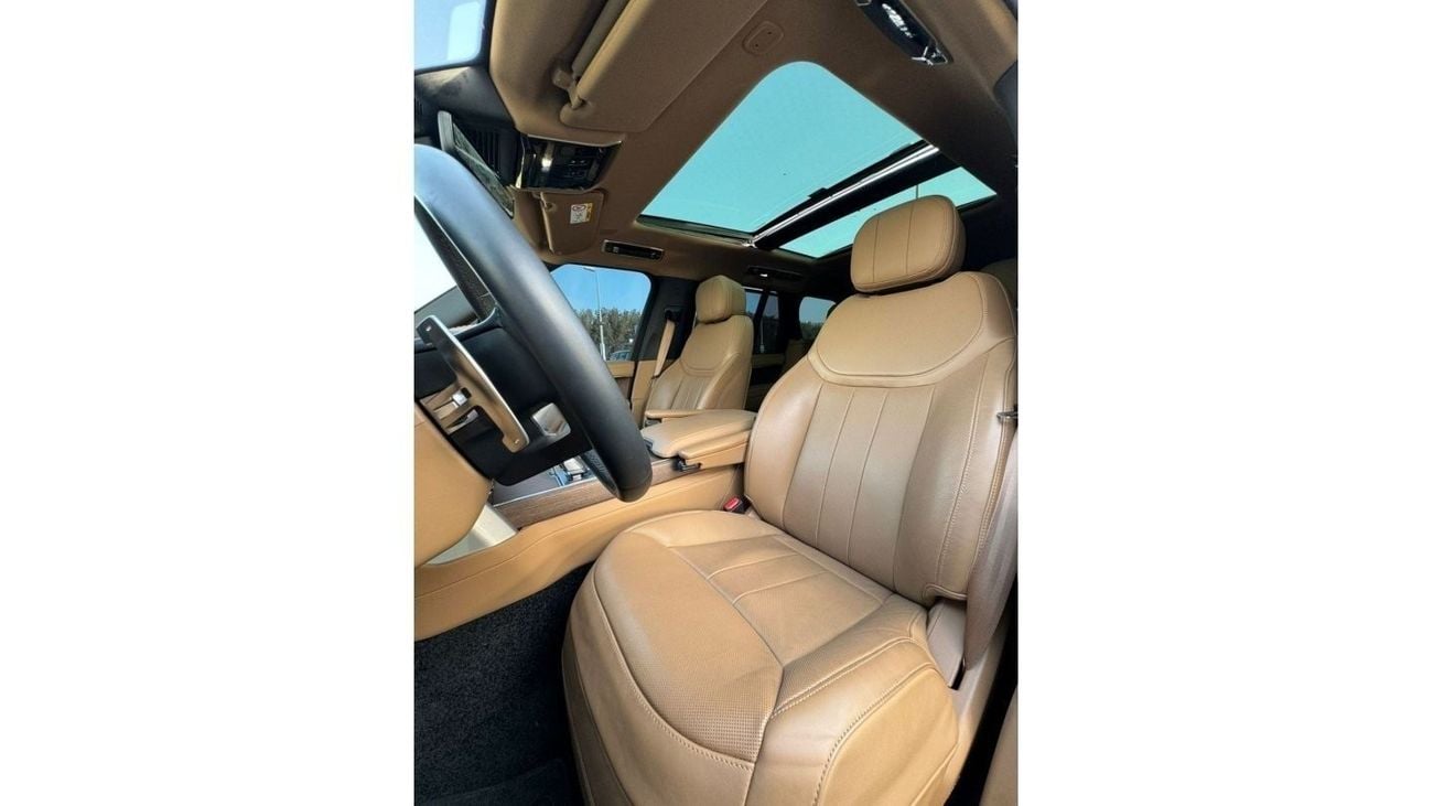 Land Rover Range Rover RANGE ROVER VOGUE P400 GCC 2023 FULL OPTION V6  UNDER WARRANTY