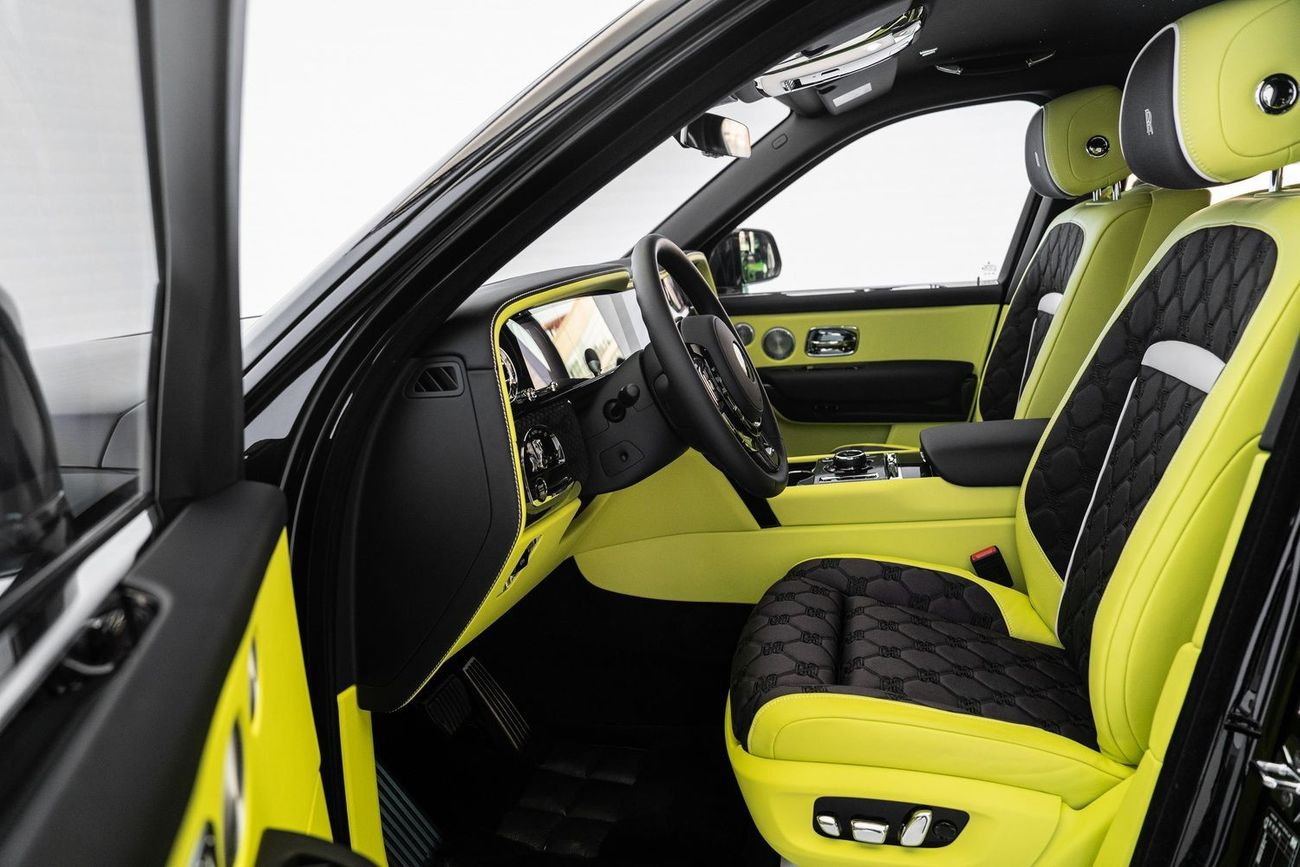 رولز رويس كولينان Rolls Royce Cullinan Black Badge