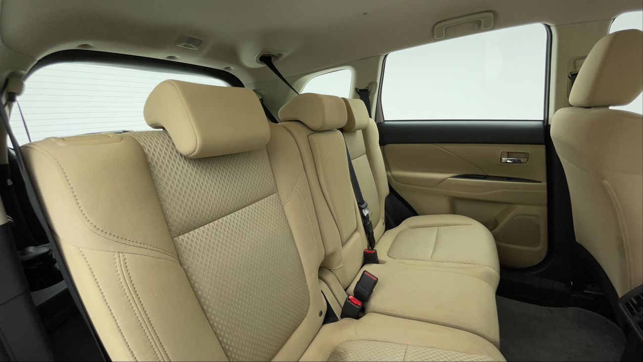 ميتسوبيشي آوتلاندر GLX LOWLINE 2.4 | بدون دفعة مقدمة | اختبار قيادة مجاني للمنزل