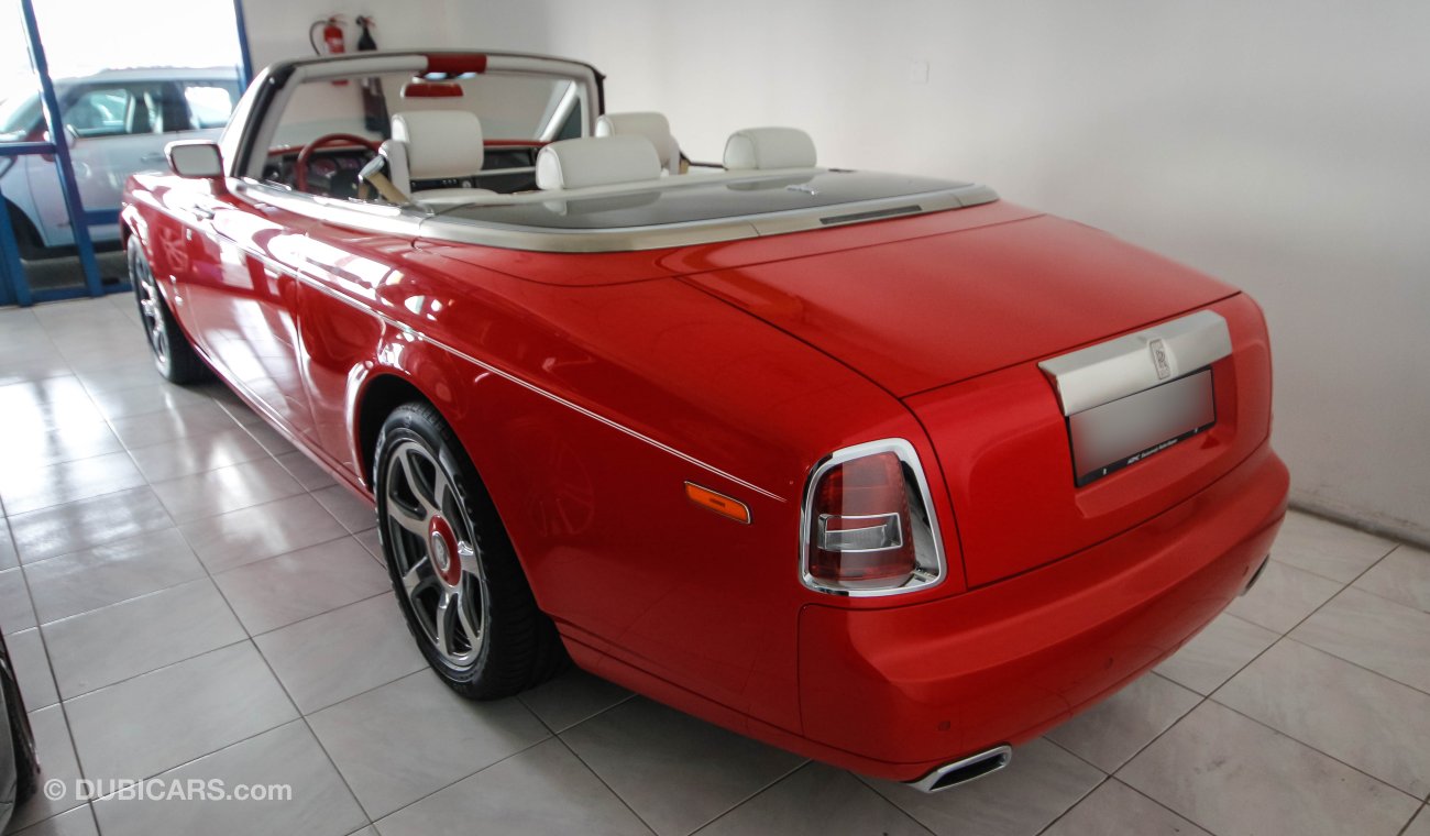 رولز رويس فانتوم Drophead Coupe