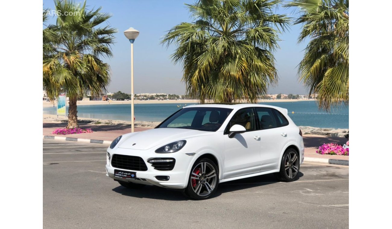 Porsche Cayenne Porsche Cayenne GTS GCC