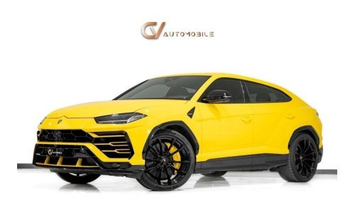 Lamborghini Urus Std GCC Spec - Akrapovič exhaust fitted from Lamborghini - Carbon fiber - With Warranty and Service