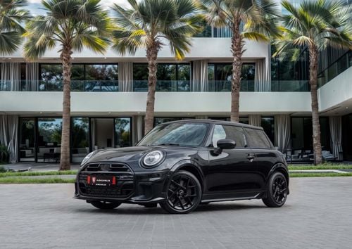 Mini Cooper Cooper S JCW Kit | 2,546 P.M | 0% Downpayment | Excellent Condition!