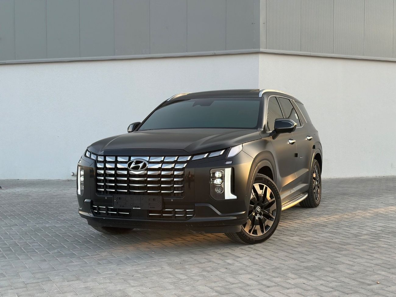 هيونداي باليساد Calligraphy Night Edition 2023 - Korean Specs - Perfect Condition - V6