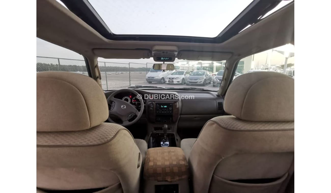 Nissan Patrol Super Safari Nissan patrol Super Safari 2003 GCC Specefecation Very Clean Inside And Out Side Without Accedent
