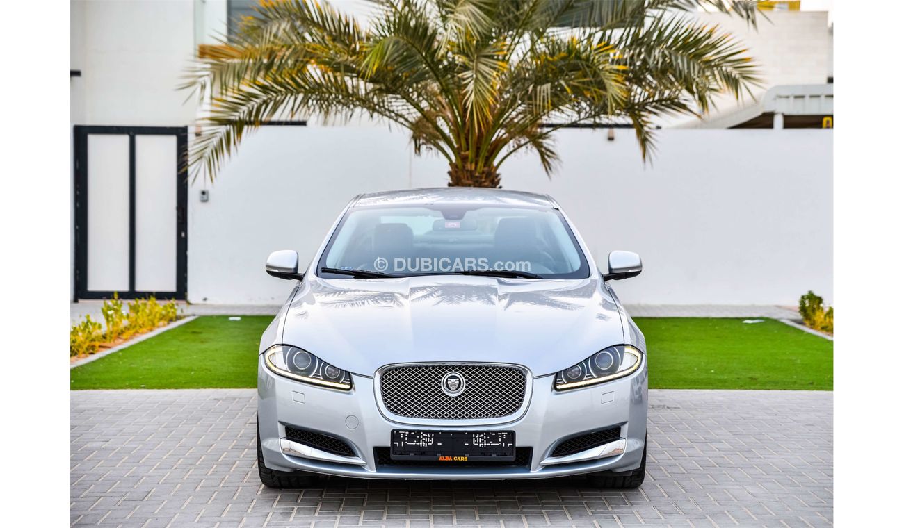 Jaguar XF V8
