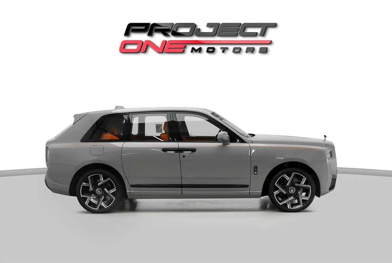 Rolls-Royce Cullinan BLACK BADGE WITH WARRANTY AND SERVICE CONTRACT