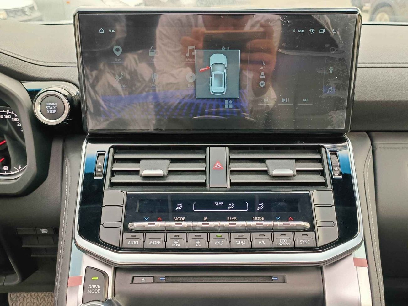 Toyota Land Cruiser LC300 VX / 3.5 V6 PETROL / FRONT PWR SEATS WITH LEATHER / SUNROOF (CODE # LC35VXB1)