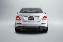 Mercedes-Benz E 63 AMG Std 5.5L