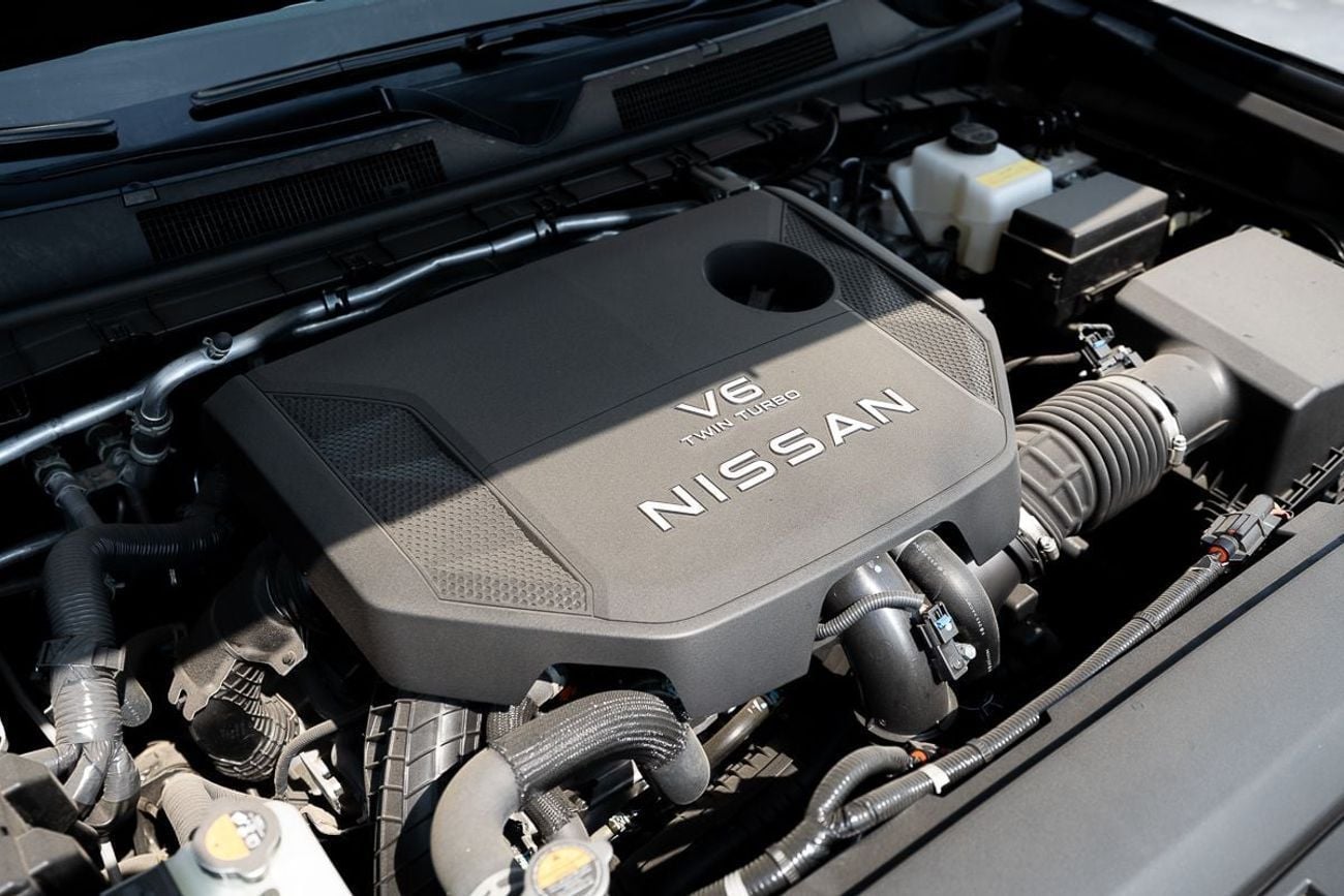 نيسان باترول LE Platinum City 3.5L 2026 - Black Roof