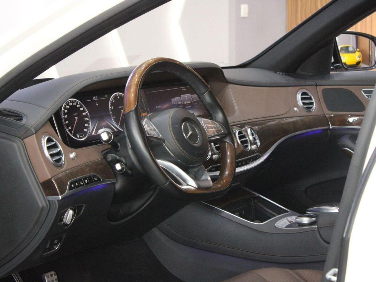 Mercedes-Benz S 400 - 2016 | GCC specs