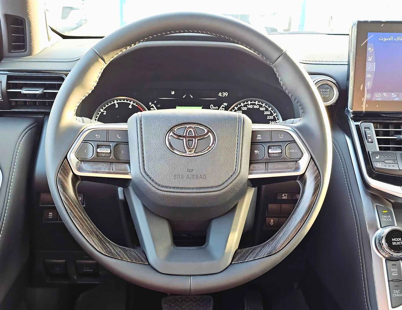 Toyota Land Cruiser LC300 VXR-Z | 3.3L V6 DIESEL | HUD BIG DVD | JBL EXCLUSIVE | HEADUP (CODE # VXR-Z)