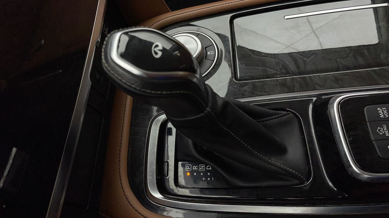 Infiniti QX80 Luxe 7st 5.6L 2023 LUXE | AED 2360/Month | 0 DP | 30 Day Return | Warranty | Service History