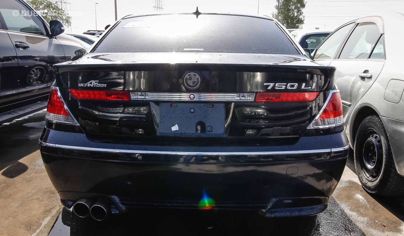 بي أم دبليو 750 Li. SCHNITZER