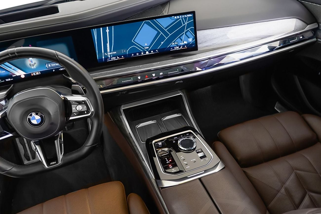 BMW 735i M SPORT