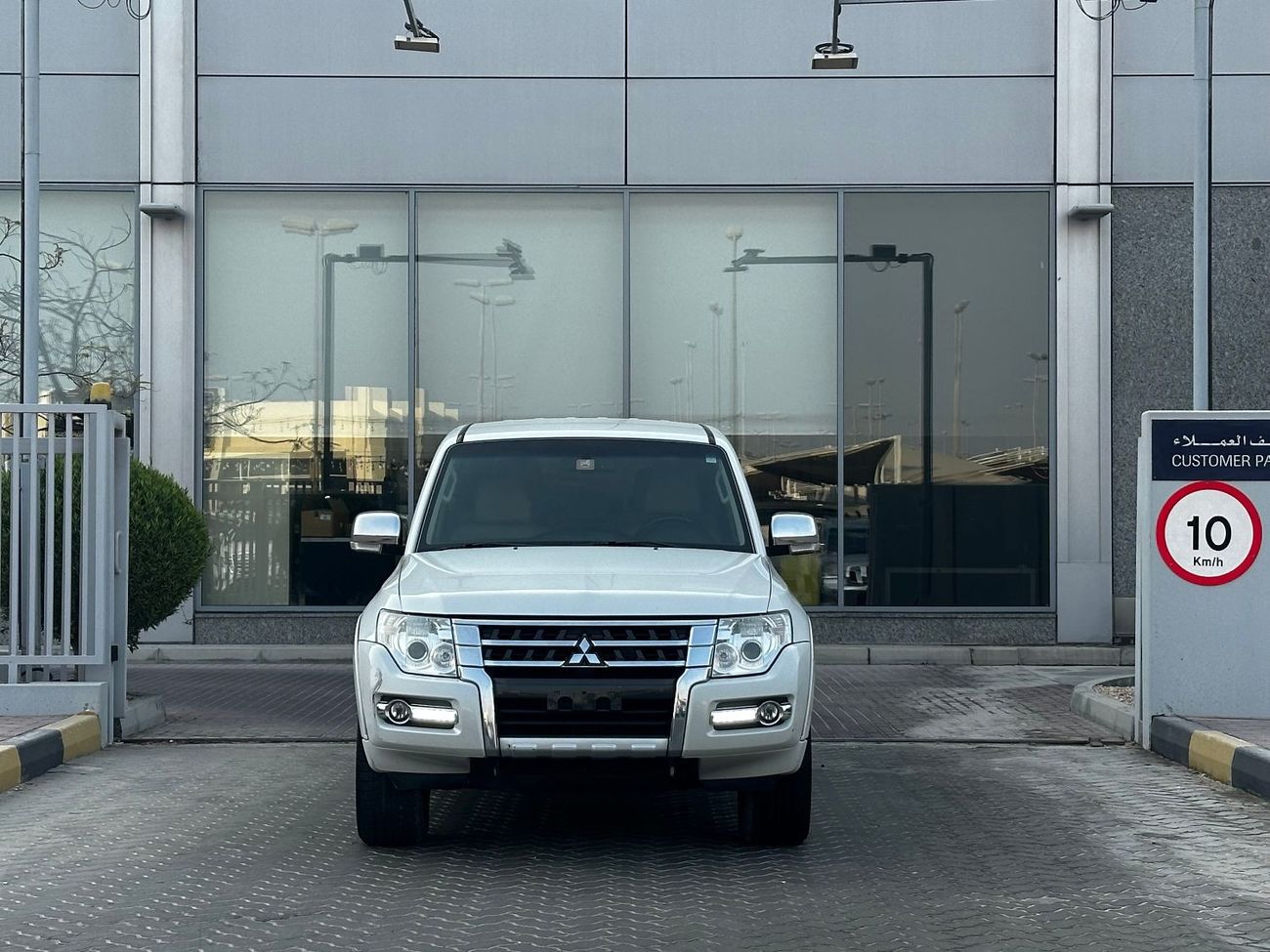 Mitsubishi Pajero GLS GCC