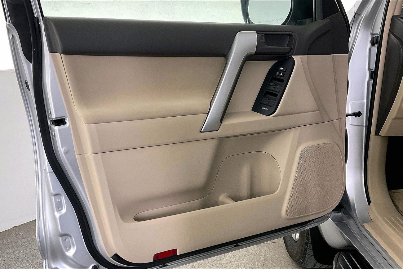 تويوتا برادو GXR | شامل الضمان | 0 ﺪﻔﻋﺓ ﺃﻮﻟﻯ