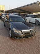 Mercedes-Benz E300 very good condition inside and outside