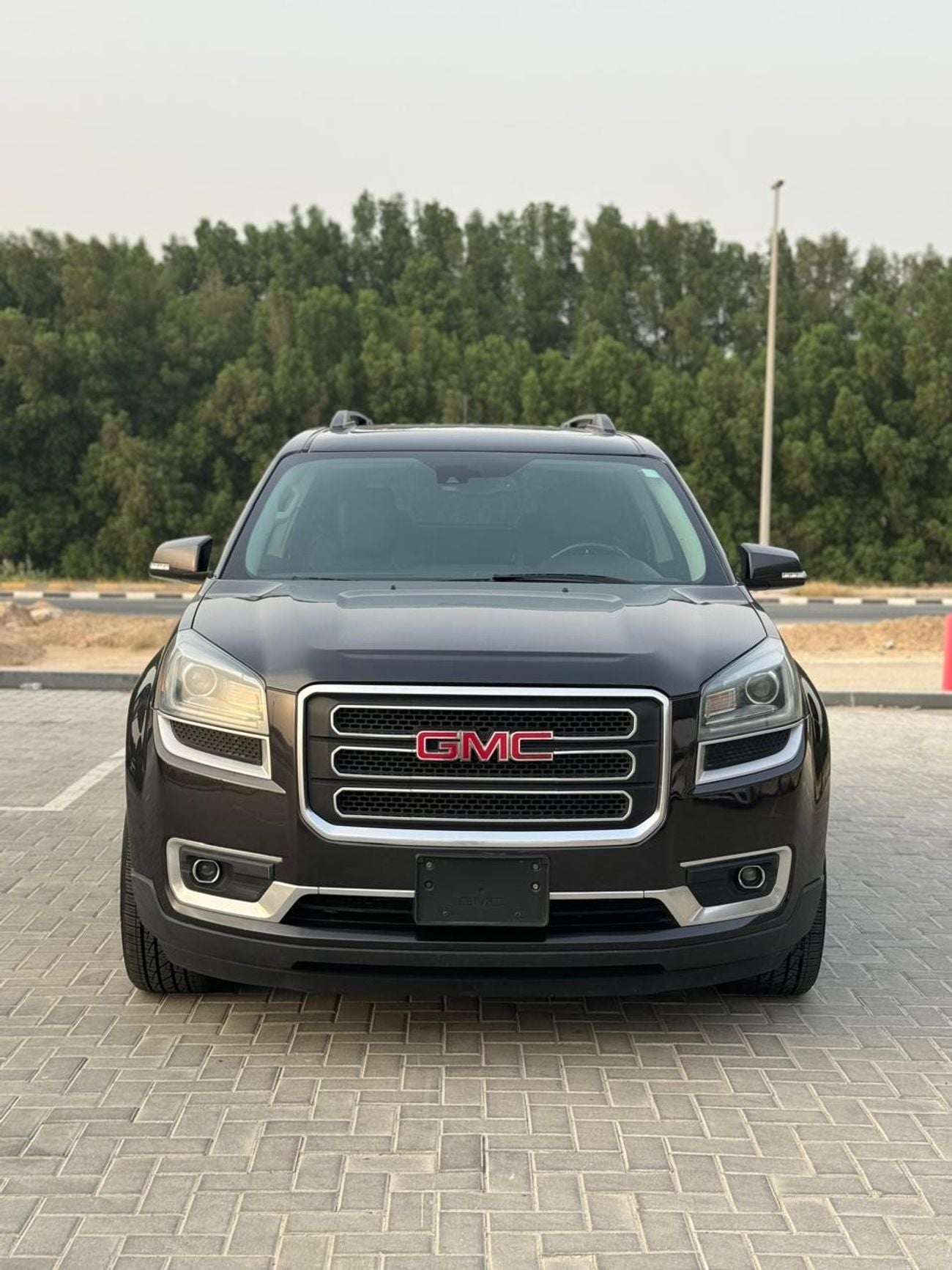 GMC Acadia SLT GMC ACADIA 2016 MODEL GCC