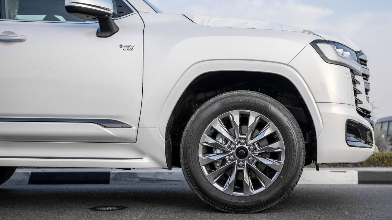 تويوتا لاند كروزر 2026 Toyota Land Cruiser 300 VXR 3.5L AT Hybrid (White-Beige)