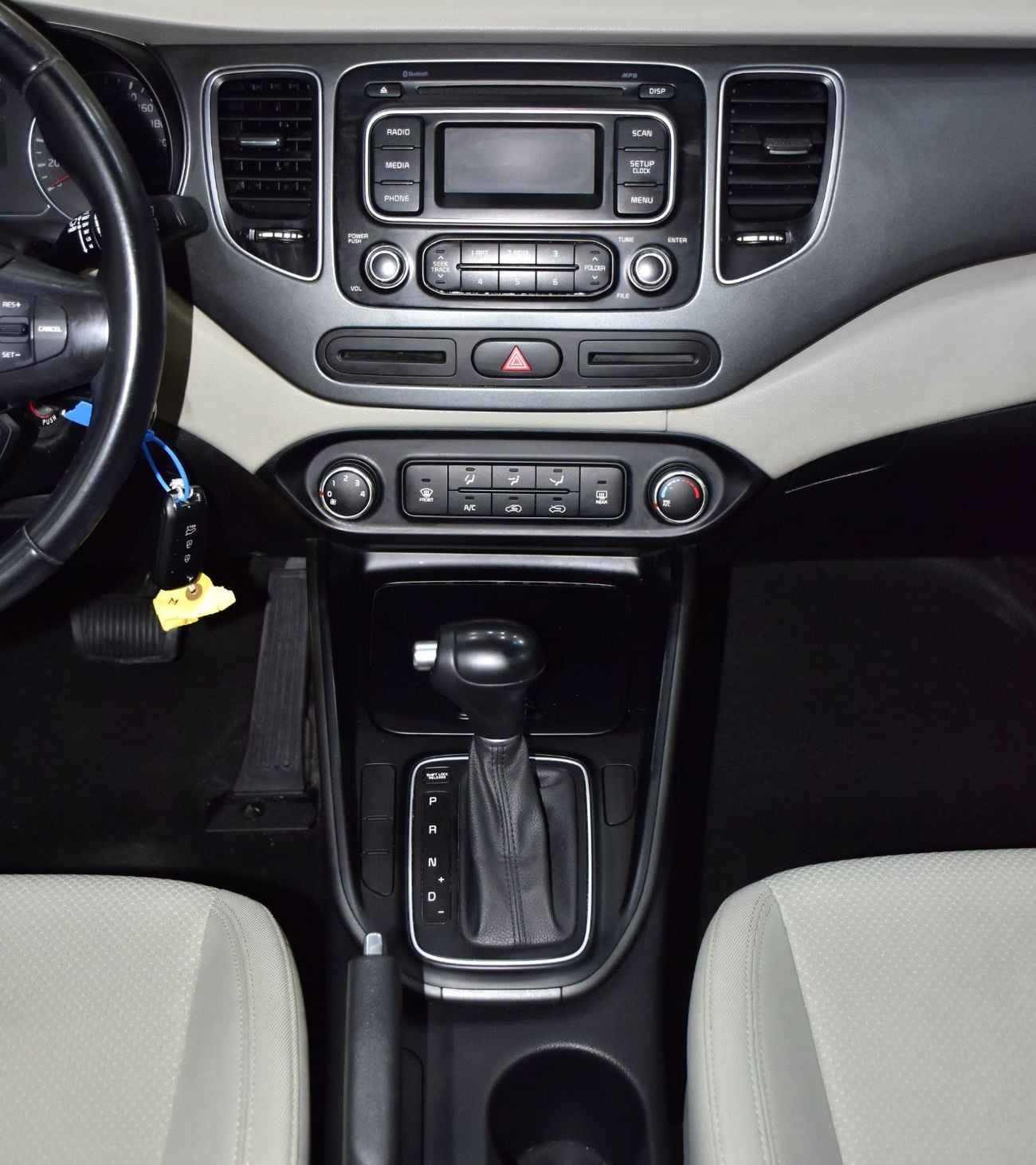 كيا كارينس EXCELLENT DEAL for our KIA Carens 1.6L ( 2017 Model ) in Beige Color GCC Specs