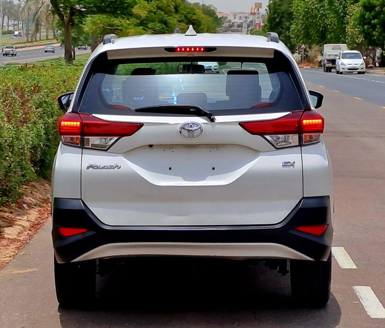 Toyota Rush EX 1.5L 2023 1.5L GCC (810/-MONTHLY)