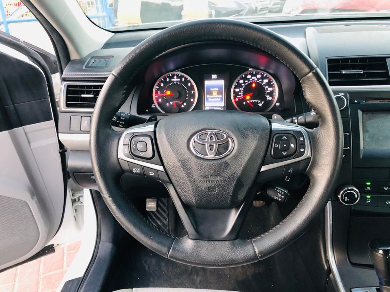 Toyota Camry 2.5L - EXCELLENT CONDITION - LOW MILEAGE - CONTACT US FOR BEST DEAL-LOT-223