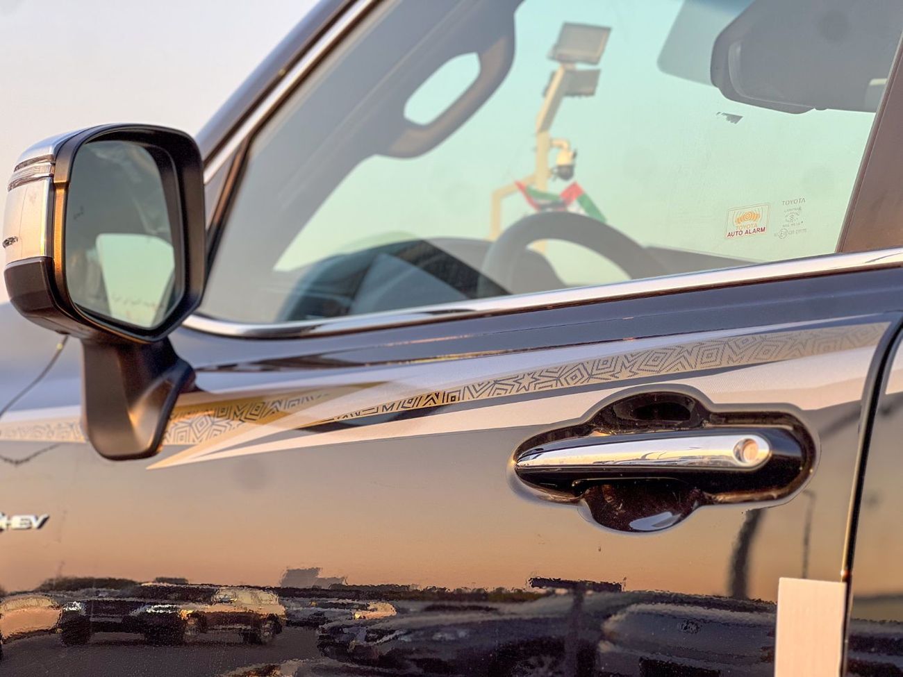 Toyota Land Cruiser 3.5T VXR Hybrid EXPORT PRICE - 2025 LC300 3.5L VXR Hybrid (Highest Spec - Oman)