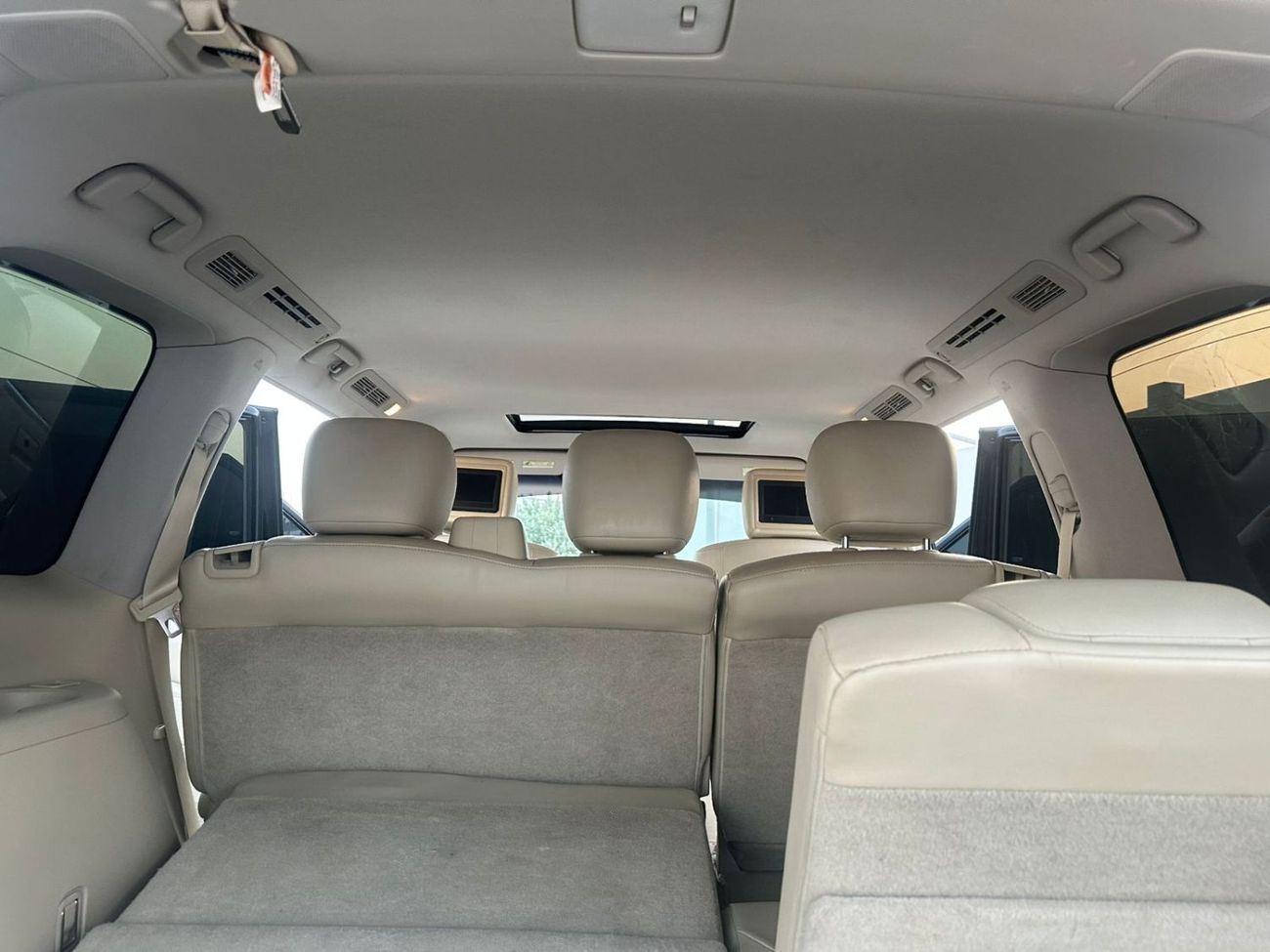 إنفينيتي QX56 Luxury 5.6L