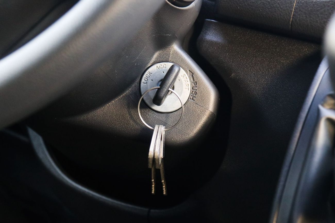 Toyota Hiace Toyota Hiace Commuter Van 2026 | Petrol 2.7L | Best Export Price | Ramadan Deals