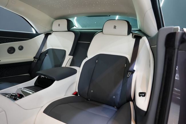 Rolls-Royce Spectre Standard, миниатюра 30