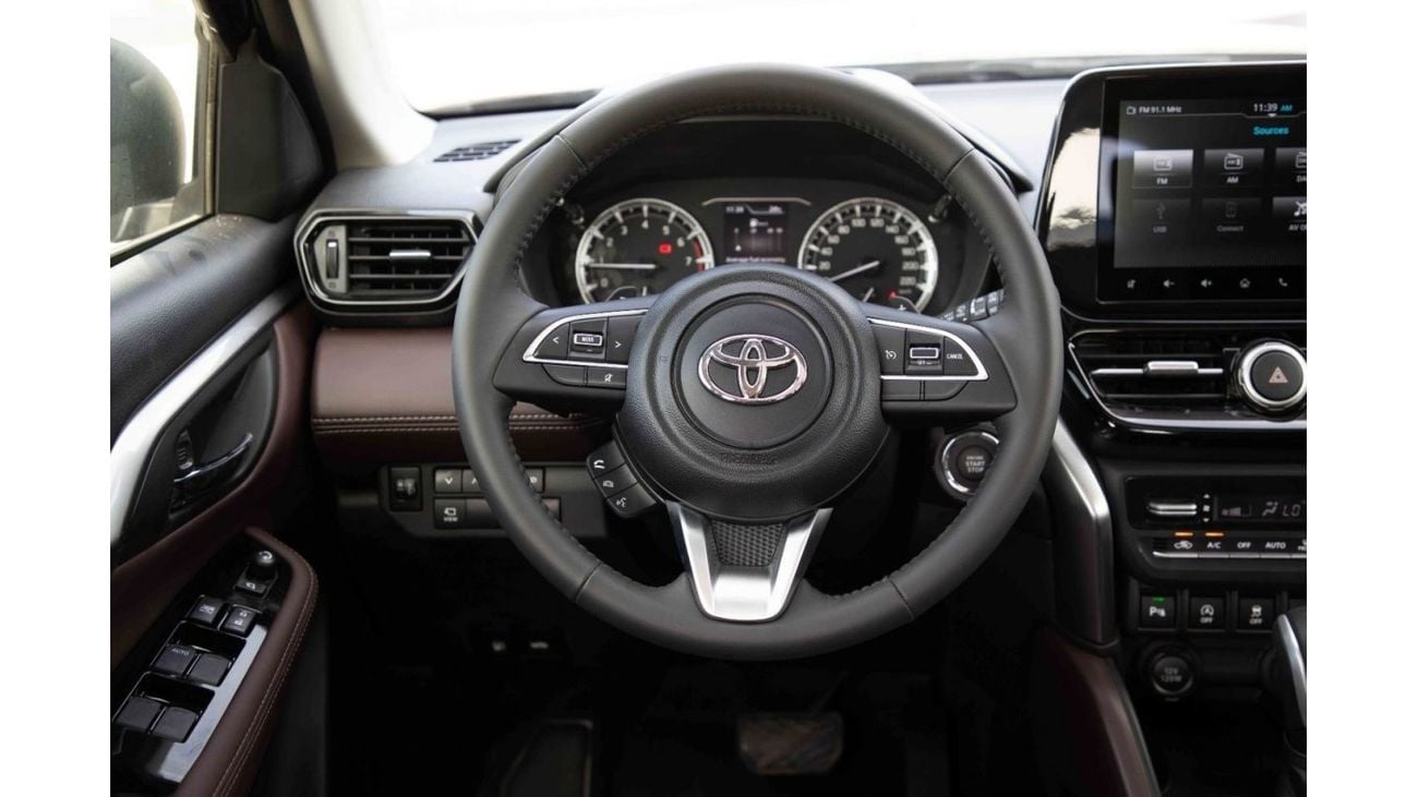 Toyota Urban Cruiser 2023 Toyota Urban Cruiser 1.5 GLX - Pearl Black Inside Ivory | Export Only