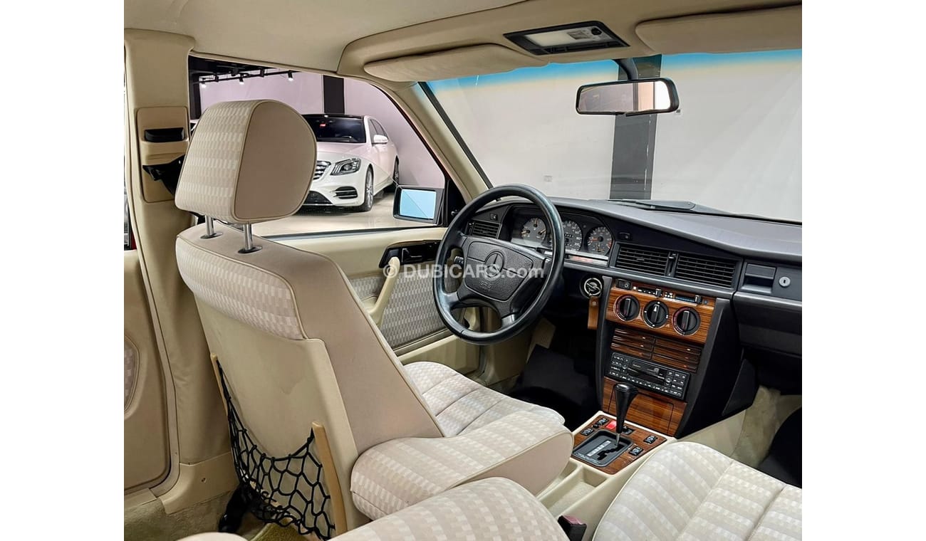 Mercedes-Benz 190 E 1993 Mercedes Benz 190E, Mint Condition, Japanese Specs