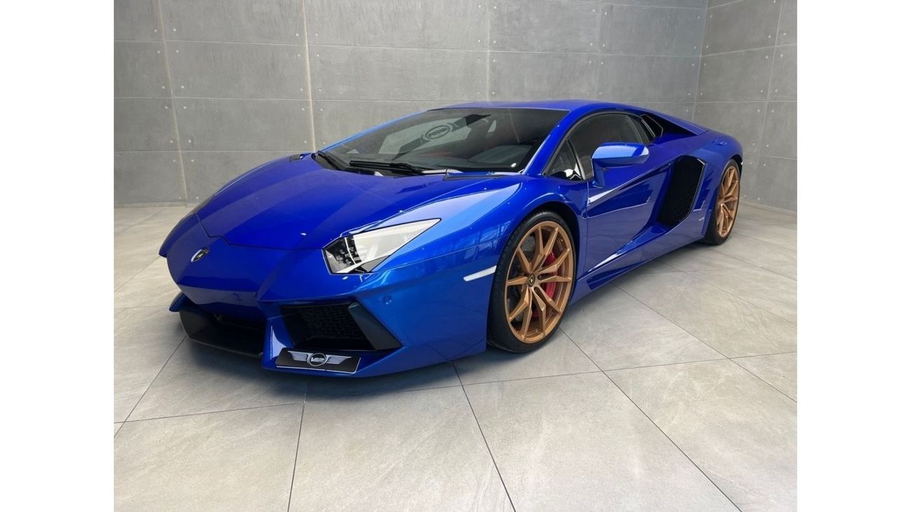 Lamborghini Aventador LP700-4 Lamborghini Aventador LP 700-4