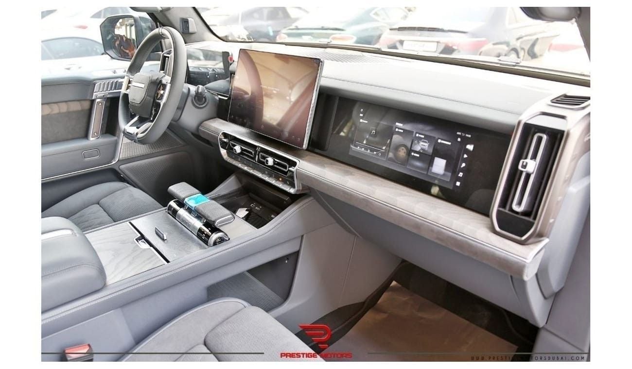 دونج فينج إم هيرو 917 Military-Inspired Hybrid SUV 2024