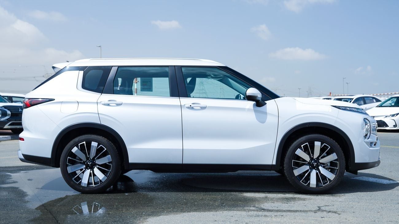 Mitsubishi Outlander Brand New 2026 Mitsubishi Outlander High Line (G06)  2.5L | 7-Seater SUV | GCC Specification | Expor