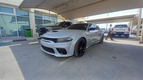 Dodge Charger SRT Hellcat 6.2L (717 HP)