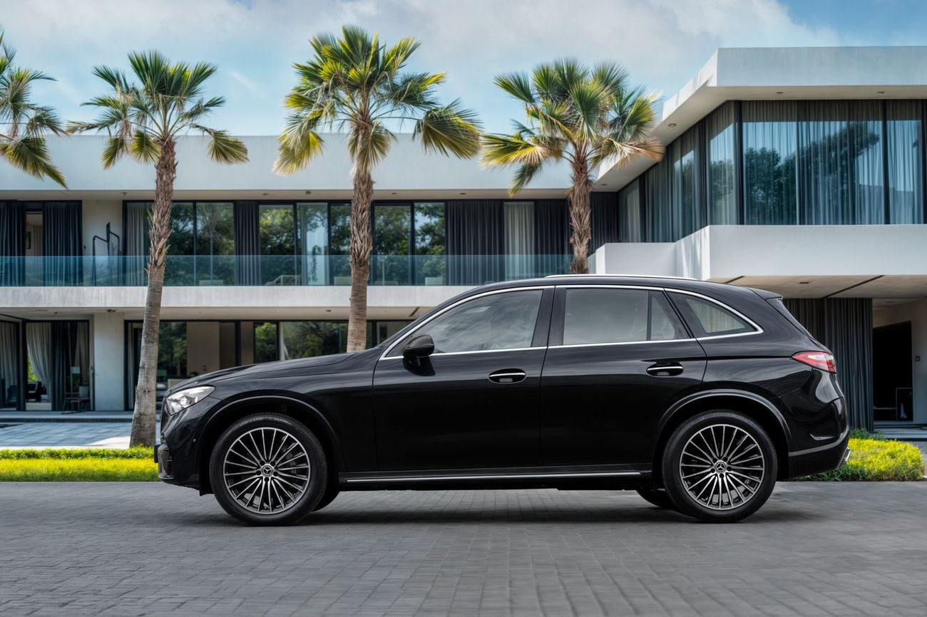 مرسيدس بنز GLC 250 GLC 200 AMG | 5,288 P.M | 0% Downpayment | Agency Warranty! | Ramadan Offer!