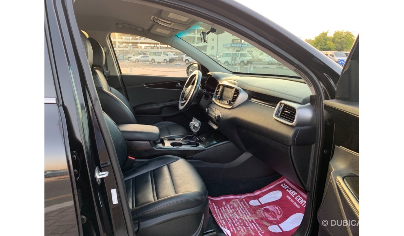 Kia Sorento LIMITED EDITION 2.4L V4 2019 AMERICAN SPECIFICATION