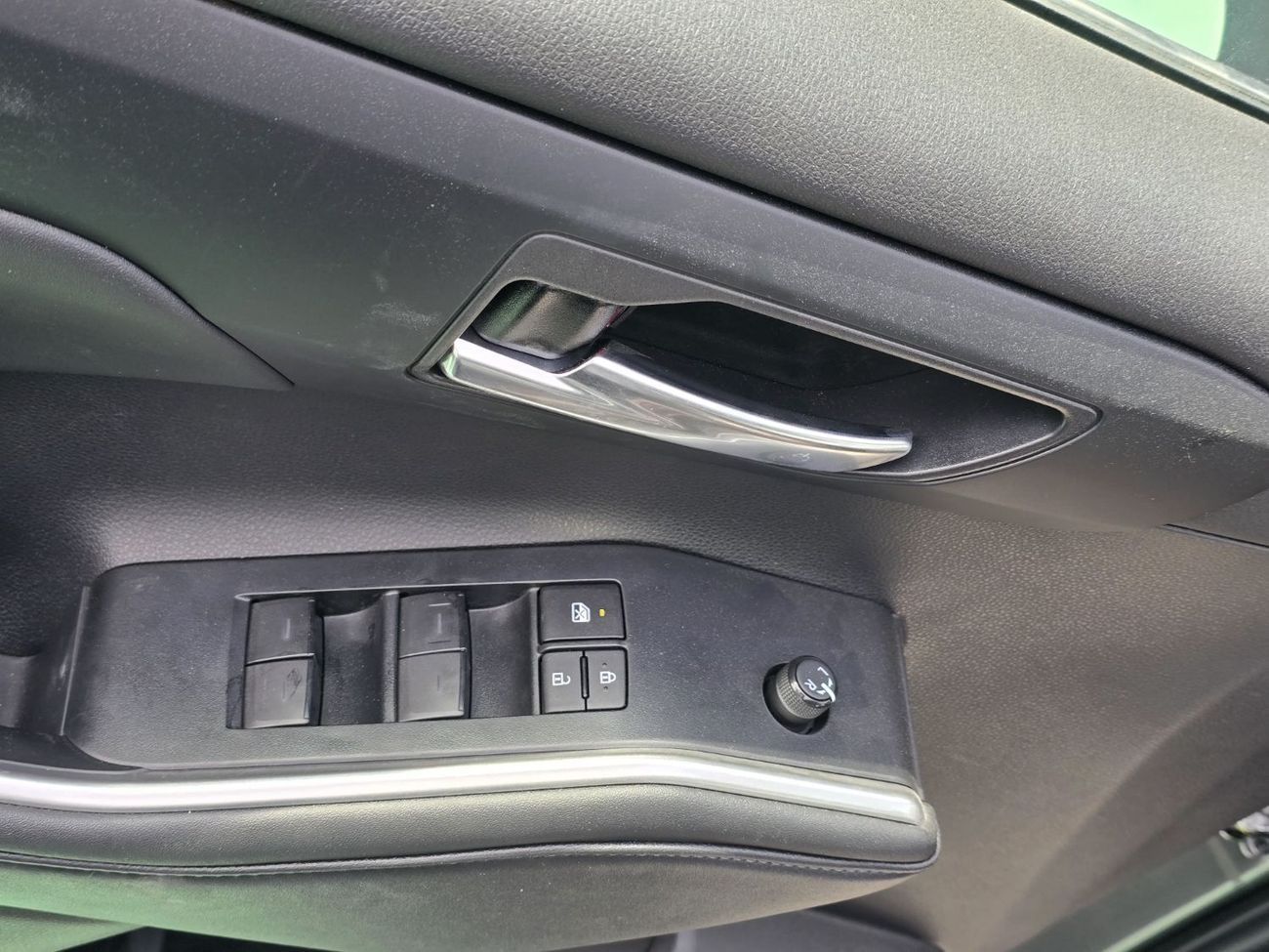 تويوتا هايلاندر 2.4 TURBO AWD 2025