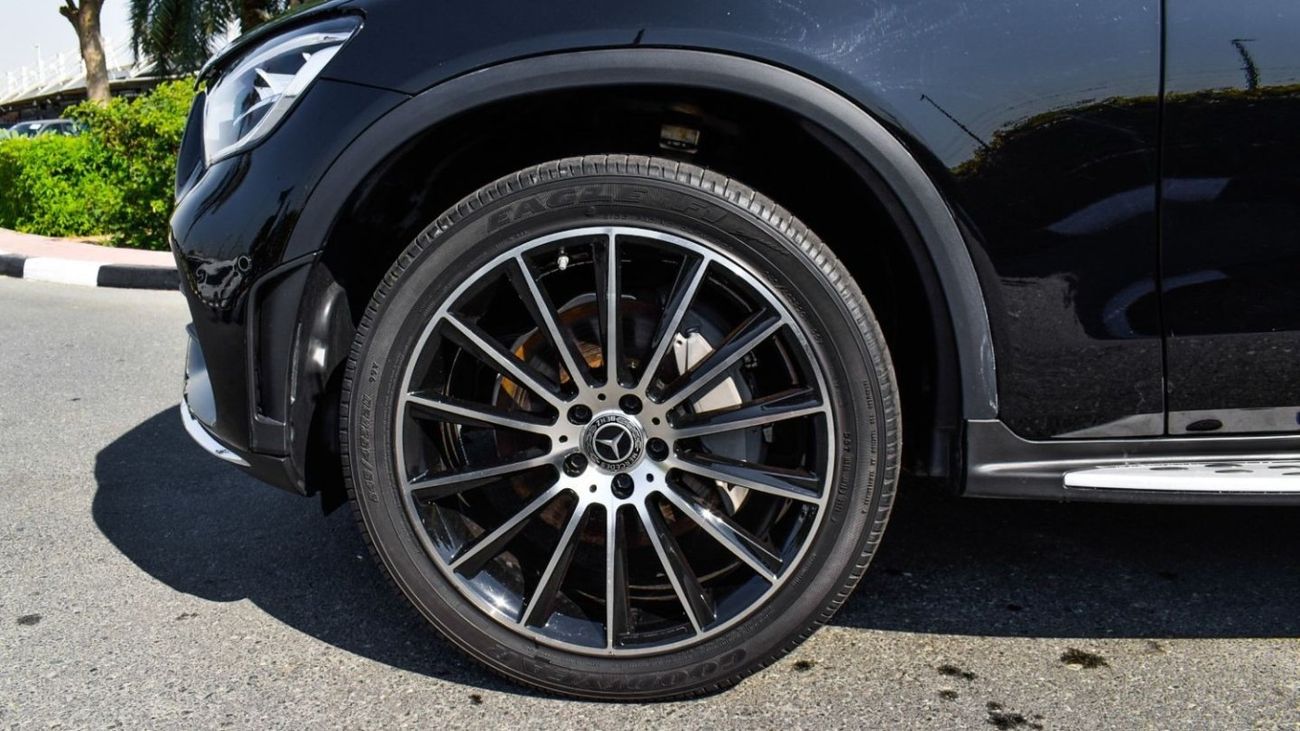 Mercedes-Benz GLC 300 4MATIC Mercedes GLC300 AMG / 2021 / USA