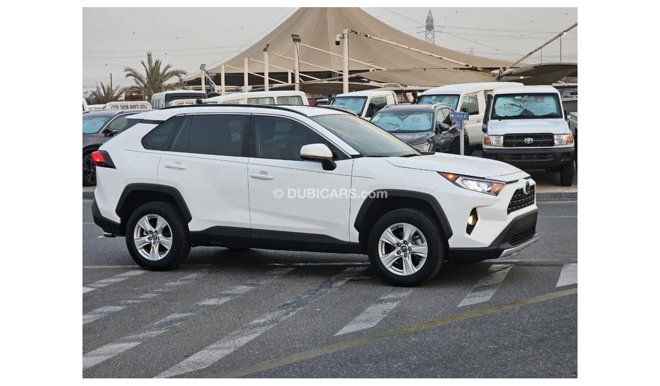تويوتا راف ٤ 2020 Toyota Rav4 XLE 2.5l V4 /
