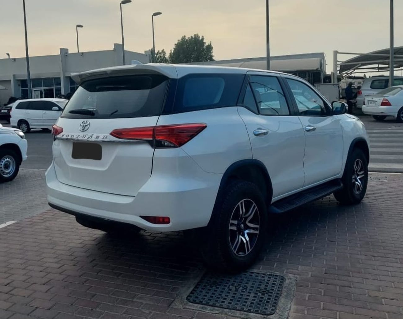 Toyota Fortuner 2.4L 4WD DIESEL AUTOMATIC TRANSMISSION