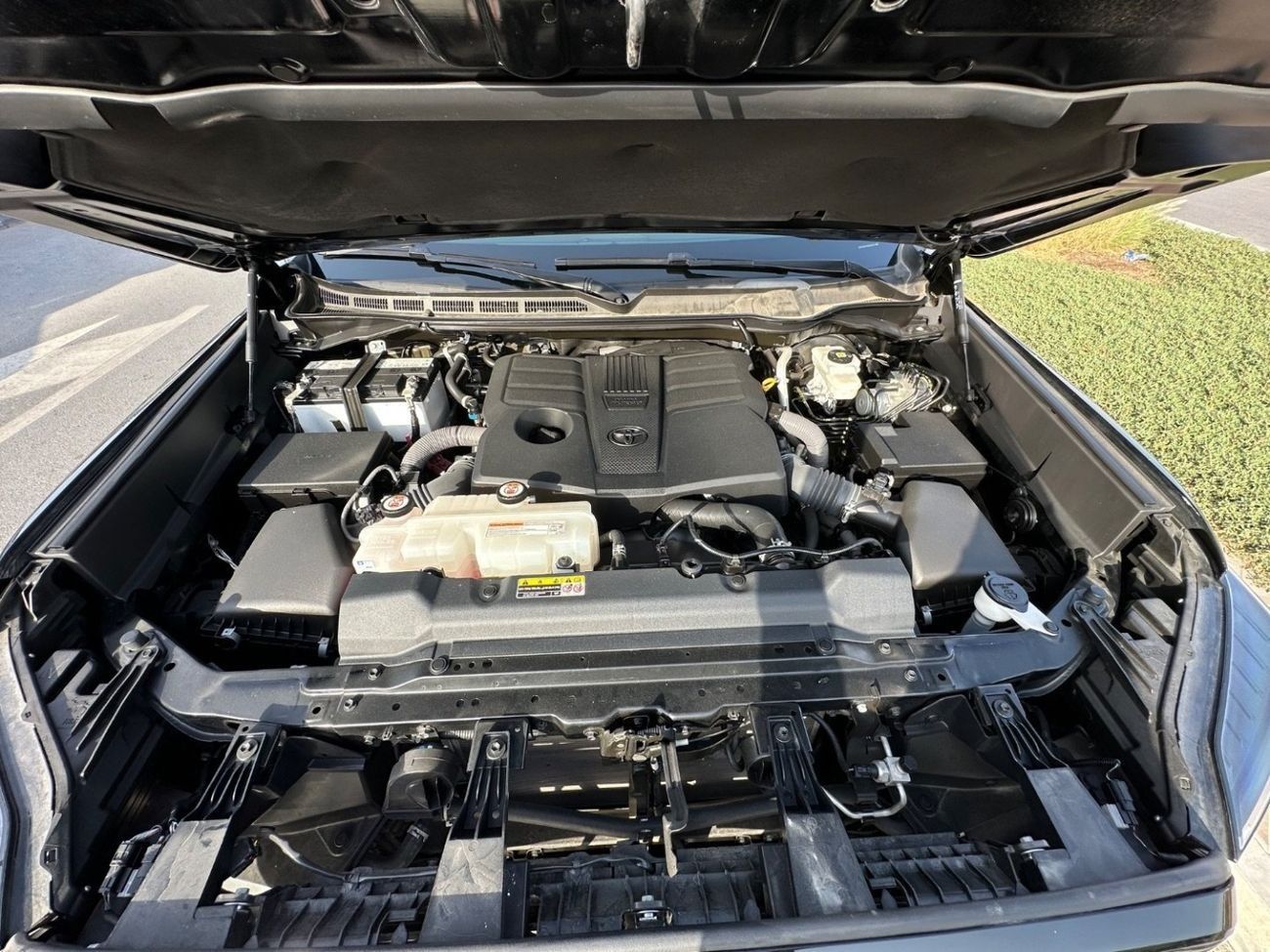 تويوتا تاندرا CREWMAX SR5 4WD