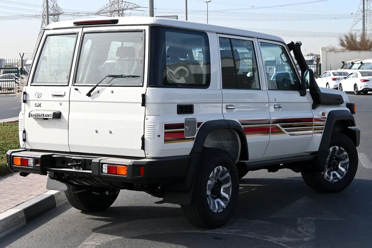 Toyota Land Cruiser 70 LC 76 AT || 4.0 || LXZ || 2026