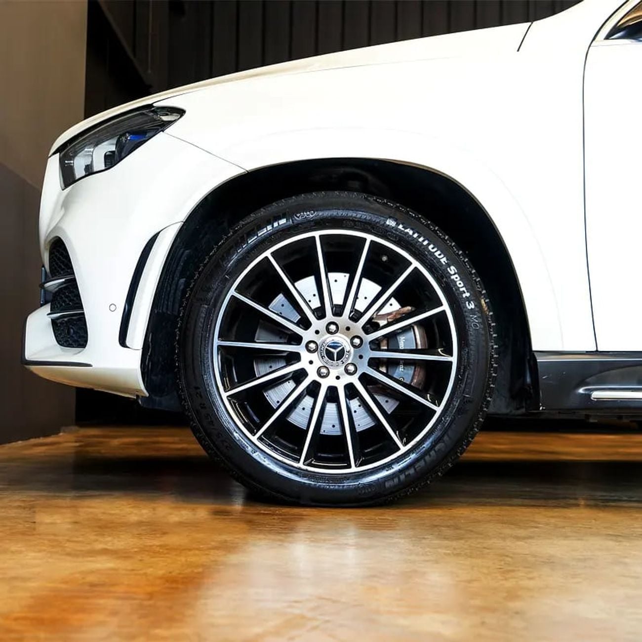 Mercedes Benz GLE450 AED 3,161 p.m • 0% Downpayment • GLE 450 4Matic • 1 year warranty
