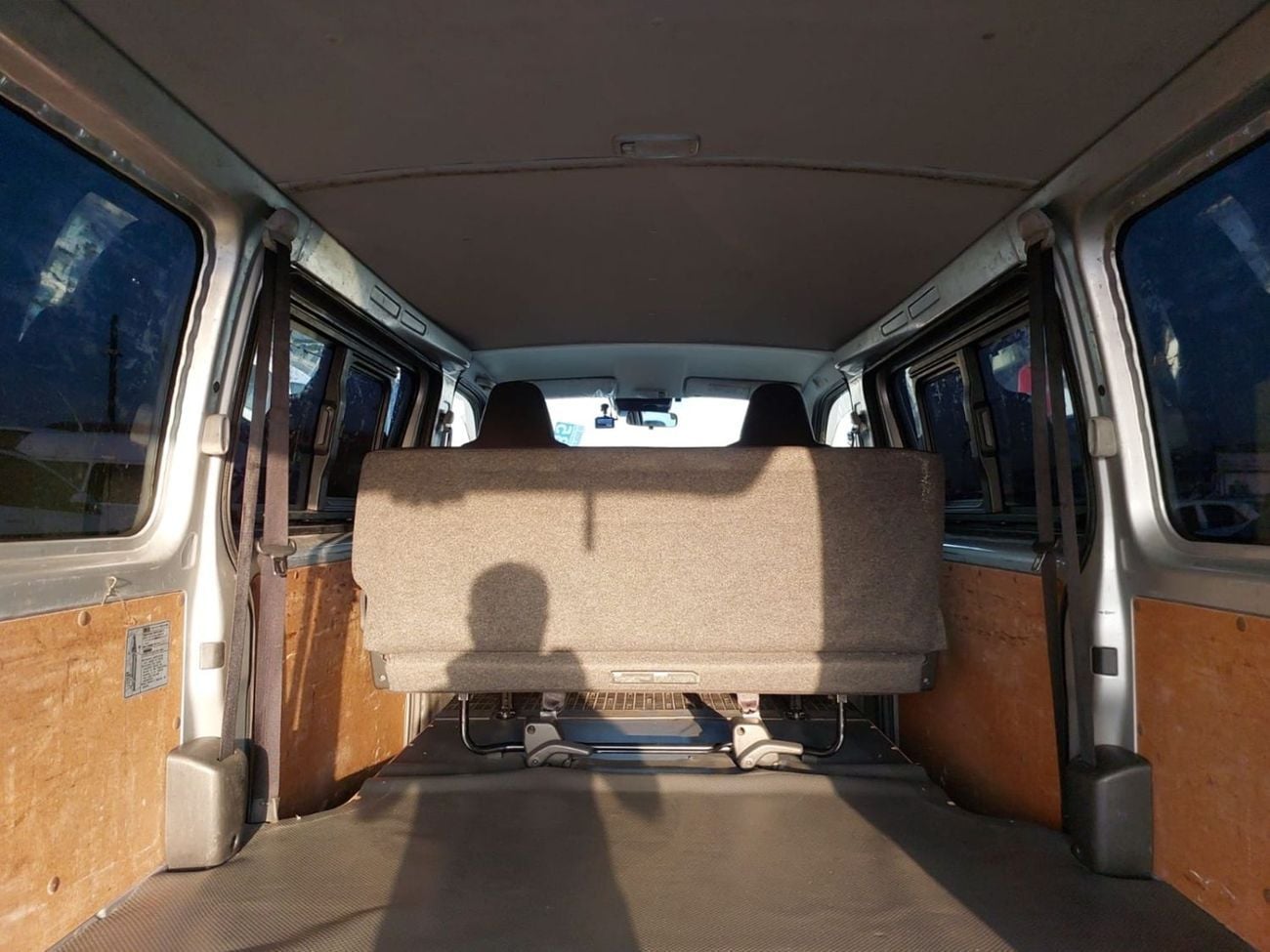تويوتا هاياس DLS - STD ROOF TOYOTA HIACE VAN RHD 2019 MODEL 2.8 L DIESEL AUTOMATIC(PM22503)