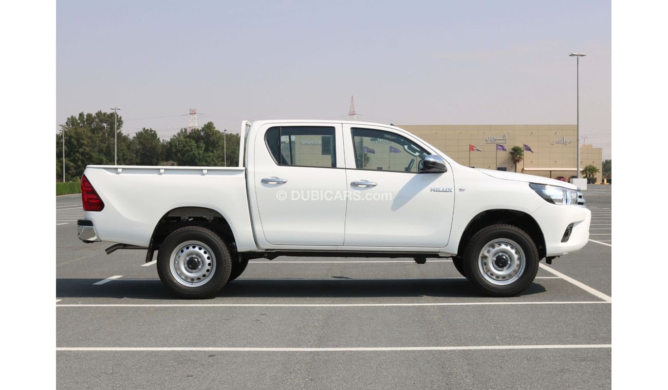 Toyota Hilux 2022 | HILUX M/T 4X4 2.4L FABRIC SEATS RED INTERIOR BASIC WITH GCC SPECS - EXPORT ONLY
