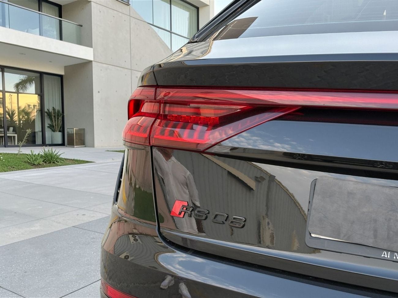 Audi RSQ8 TFSI quattro 4.0L AED 8,700 P.M | 0% DOWN PAYMENT | AUDI RS Q8 | 4.0L V8 4WD | 2023 | GCC SPECS